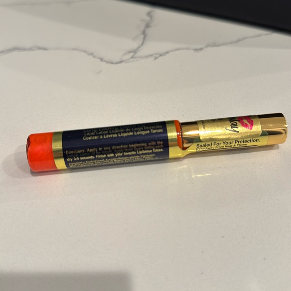 NWT LipSense Samon (Coral-Red) Matte Finish